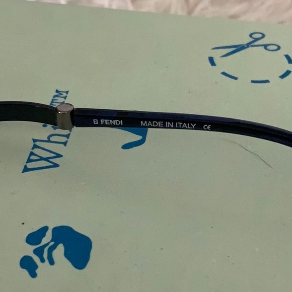 Fendi sunglasses - Picture 3 of 7